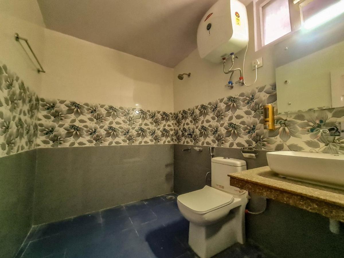 Hotel Pine Grove-Mall Road Manāli Dış mekan fotoğraf