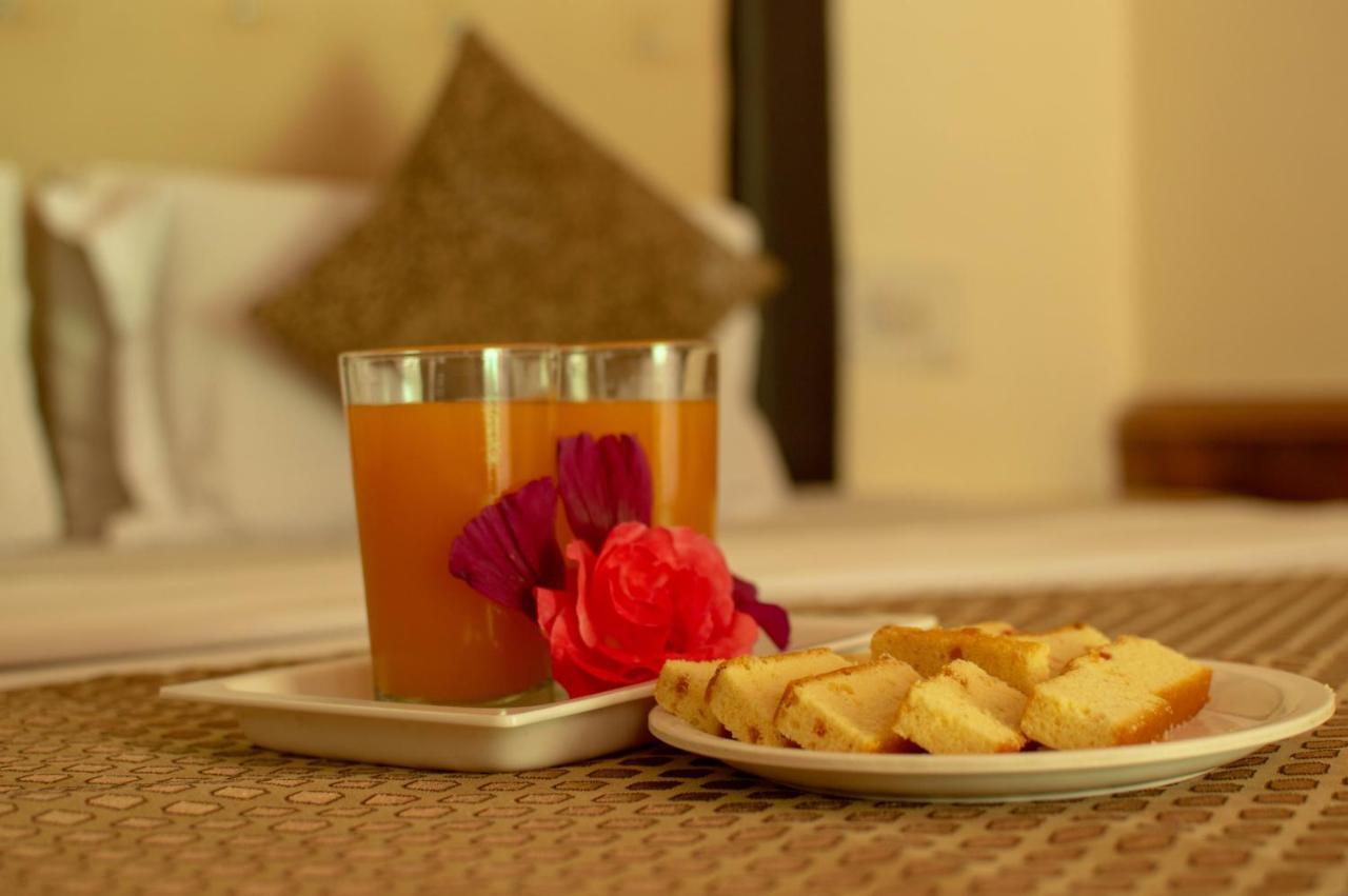 Hotel Pine Grove-Mall Road Manāli Dış mekan fotoğraf