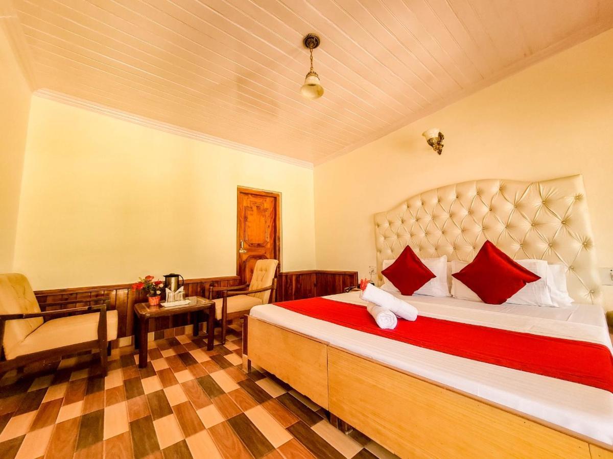 Hotel Pine Grove-Mall Road Manāli Dış mekan fotoğraf