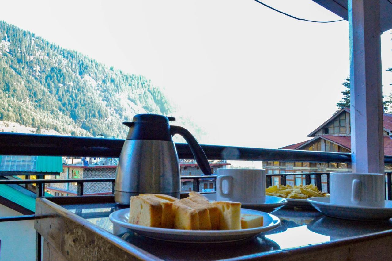 Hotel Pine Grove-Mall Road Manāli Dış mekan fotoğraf