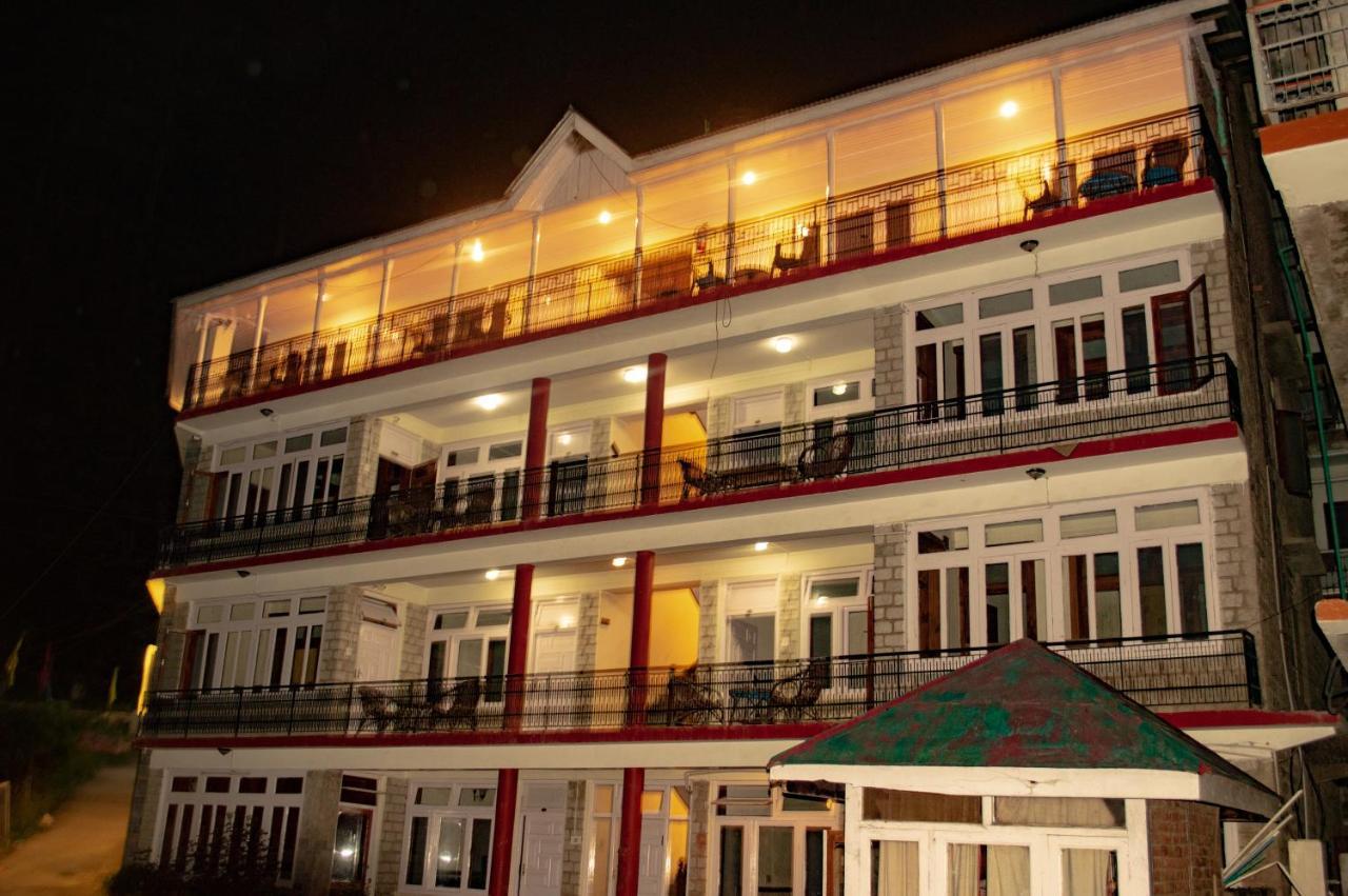Hotel Pine Grove-Mall Road Manāli Dış mekan fotoğraf