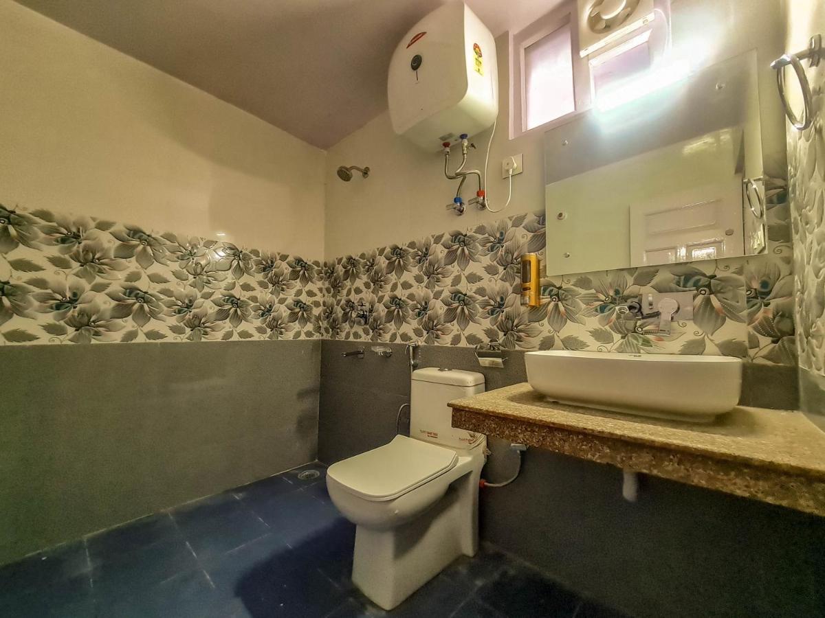 Hotel Pine Grove-Mall Road Manāli Dış mekan fotoğraf